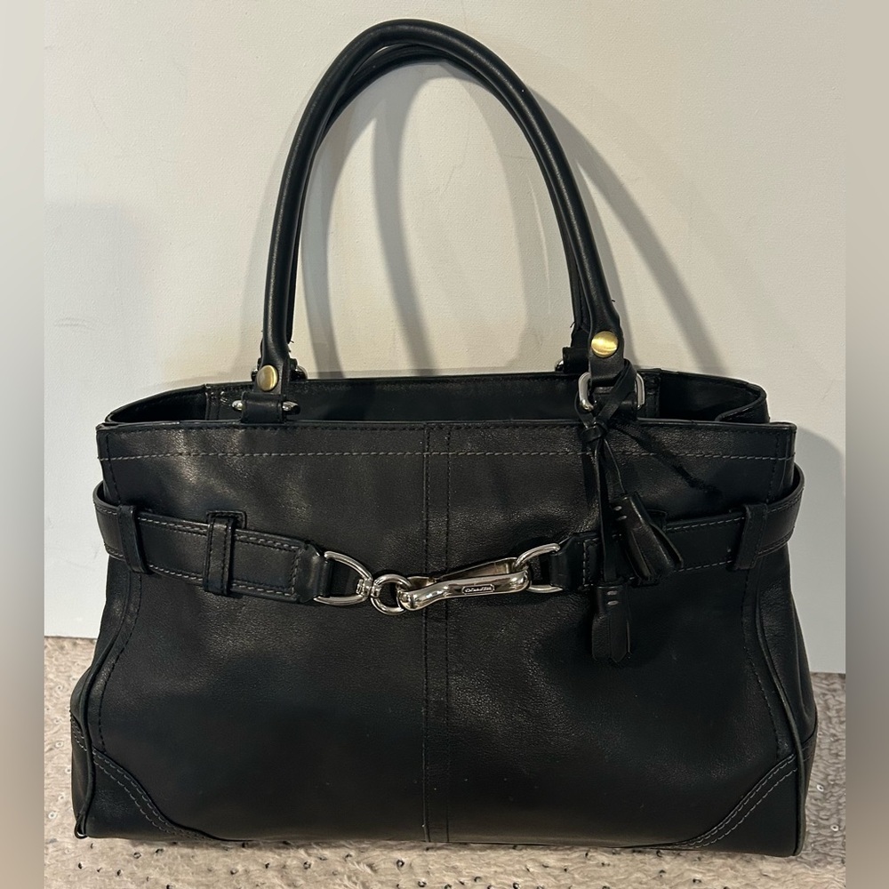 Coach Black Leather Shoulder Bag Buckle Classic Structured Luxury bag - Picture 6 of 10